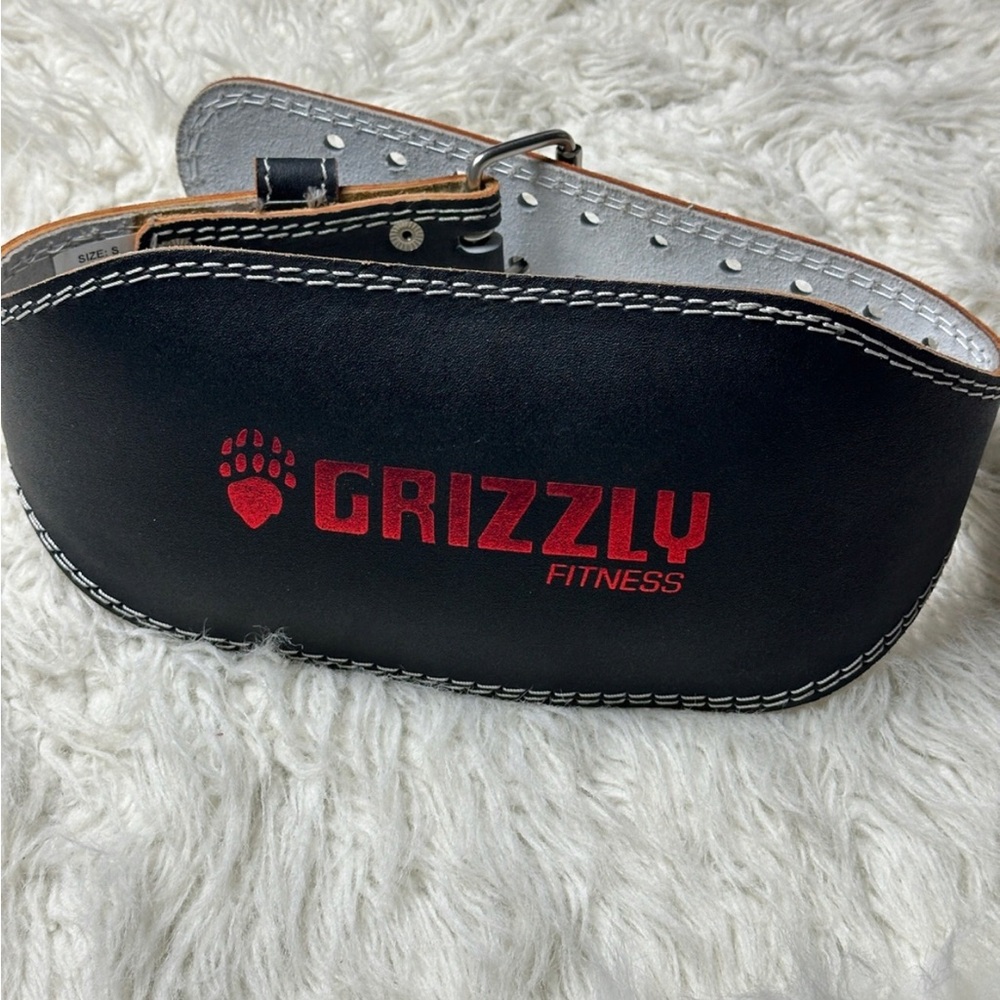 Grizzly Fitness Black and Red Weightlifting Belt